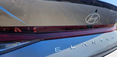Hyundai Elantra 2025