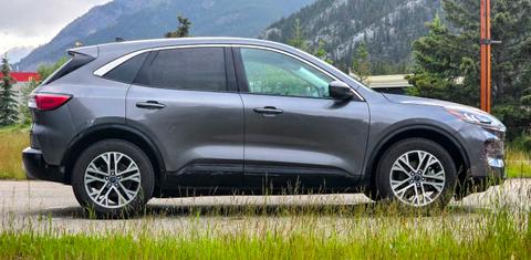 Ford Escape Hybrid 2022