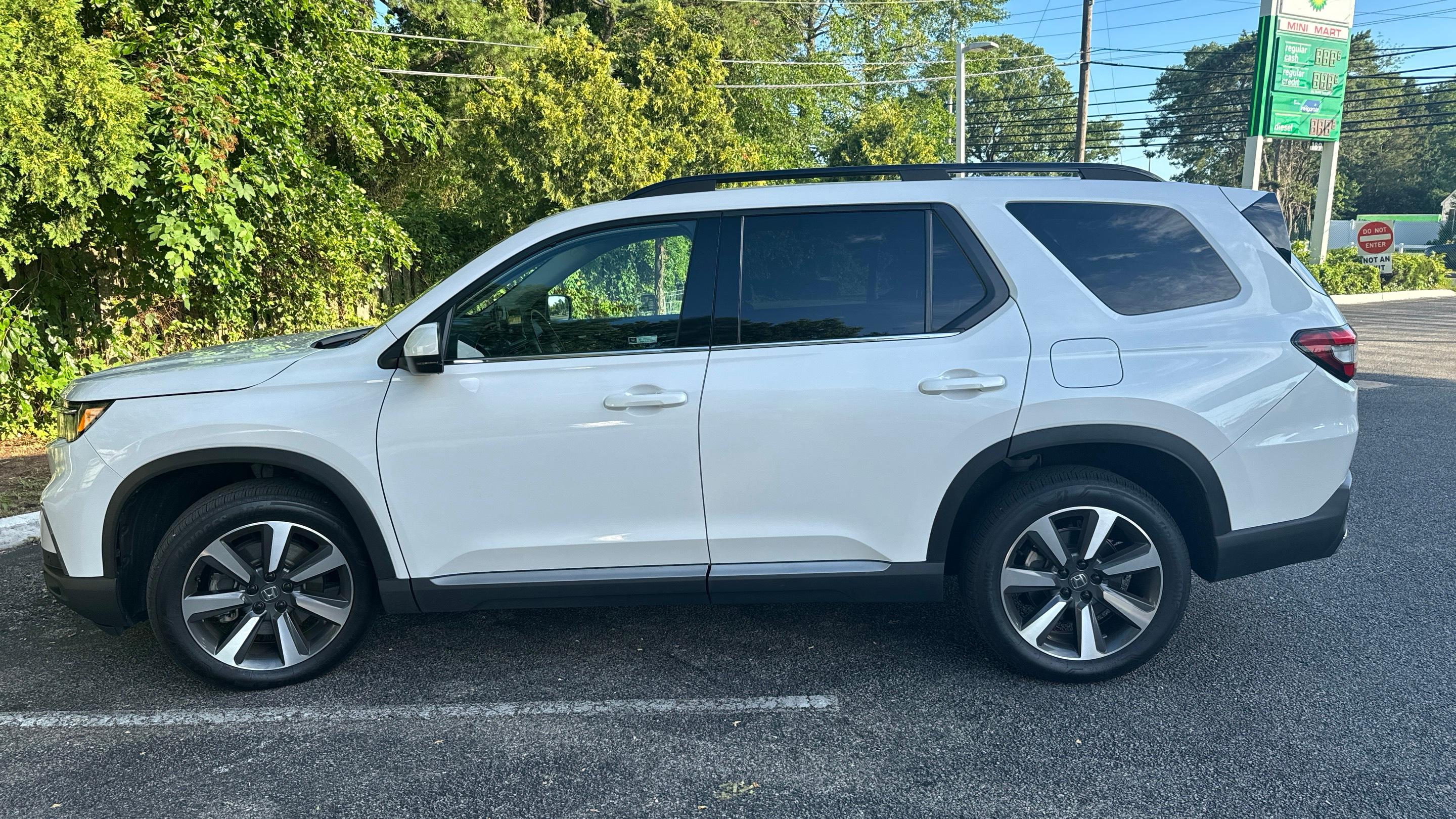 Honda Pilot 2023 in West Haven, CT