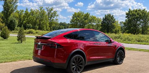 Tesla Model X 2023