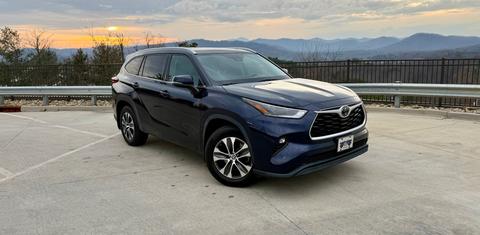 Toyota Highlander 2021