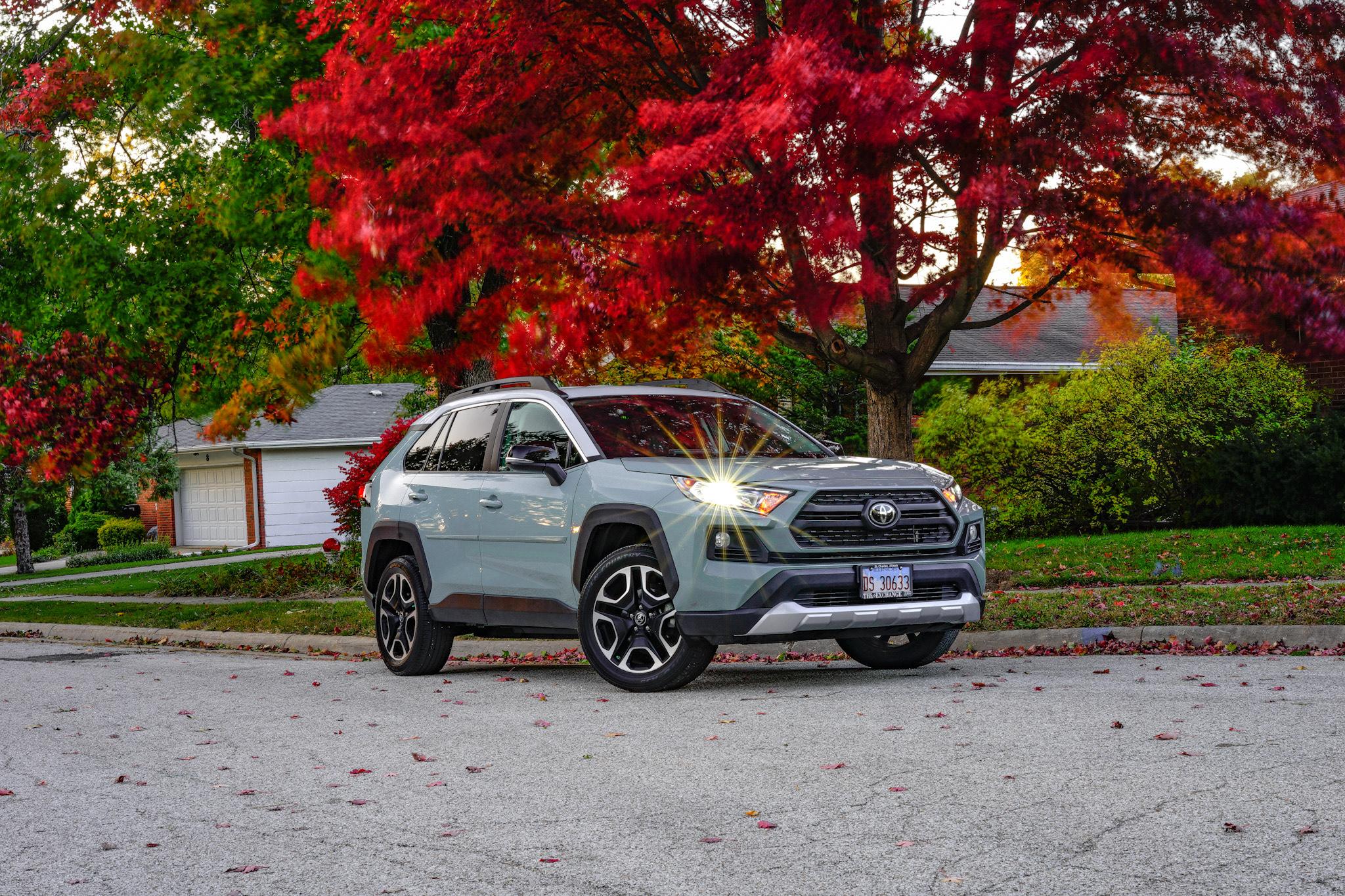 Toyota RAV4 2019 in Bloomington, IL