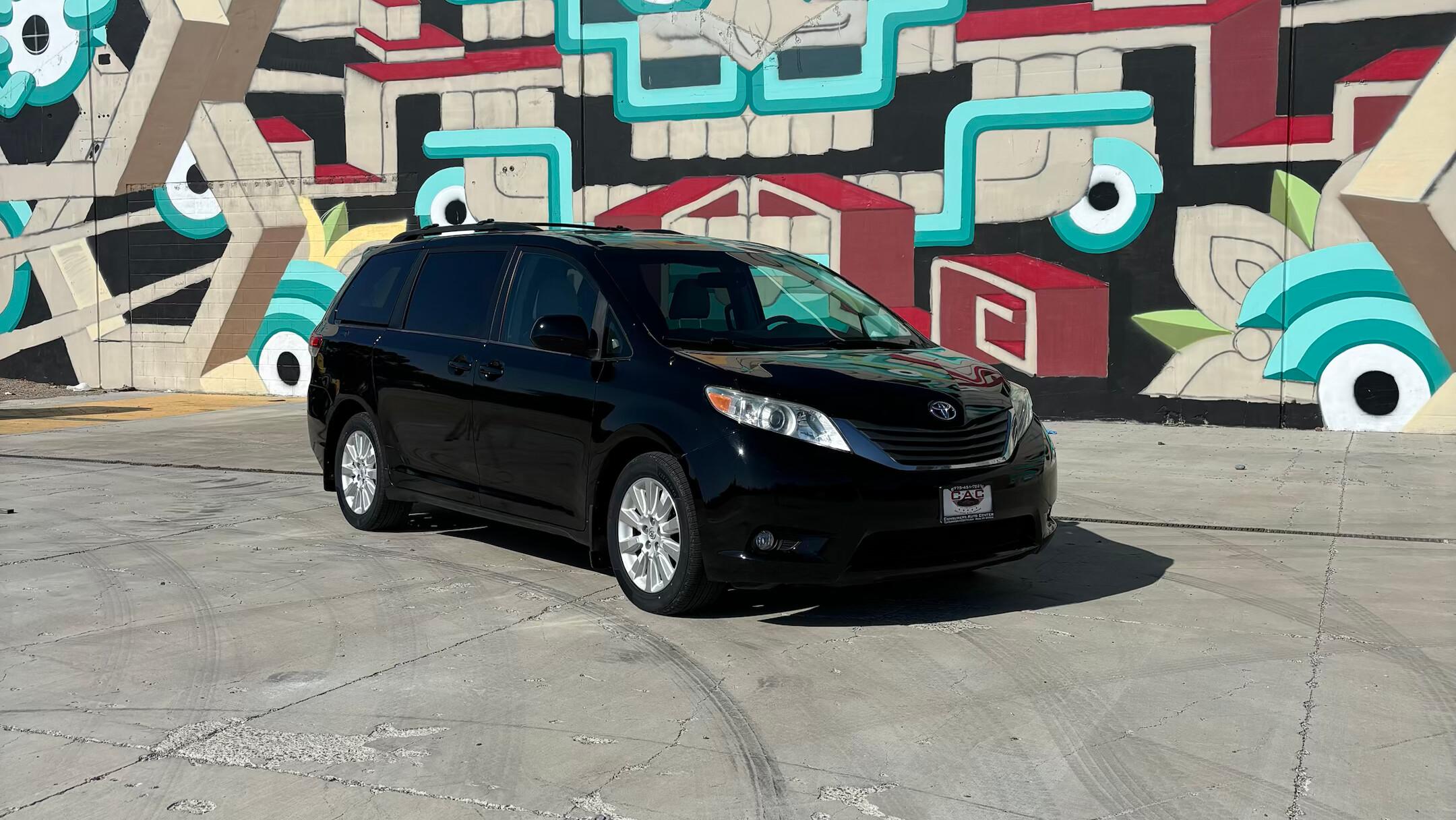 Toyota Sienna 2012 in Reno, NV