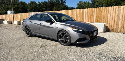 Hyundai Elantra 2023