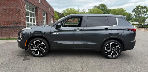 Mitsubishi Outlander Plug-In Hybrid 2025