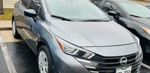 Nissan Versa 2024