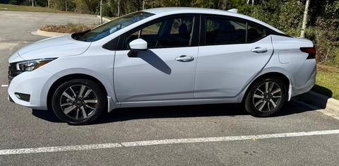 Nissan Versa 2025
