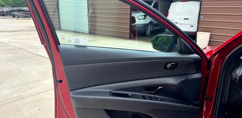 Hyundai Elantra 2025