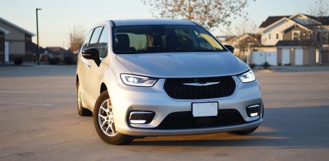 Chrysler Pacifica 2024