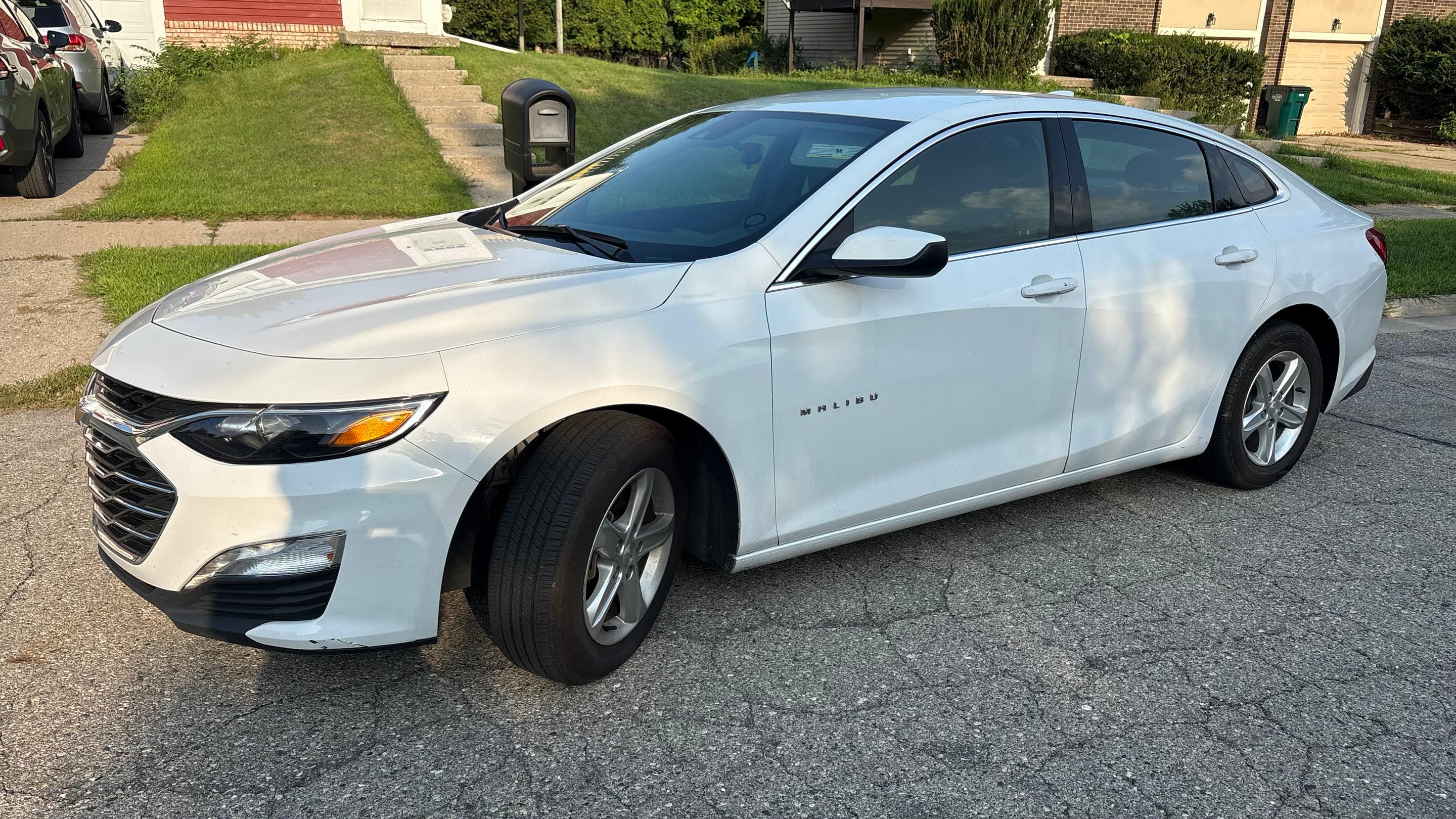 Chevrolet Malibu 2024 in Lansing, MI
