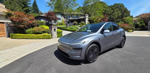 Tesla Model Y 2026