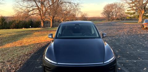 Tesla Model Y 2026