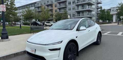 Tesla Model Y 2026