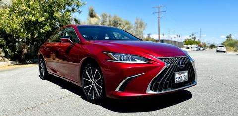Lexus ES 2022