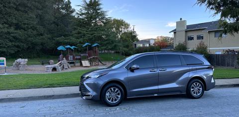 Toyota Sienna 2023