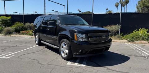 Chevrolet Suburban 2014