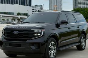 Ford Expedition Max 2026 in Miami