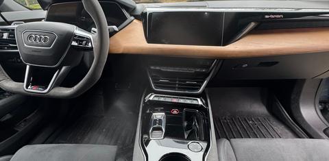 Audi RS e-tron GT 2022