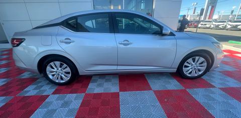 Nissan Sentra 2023
