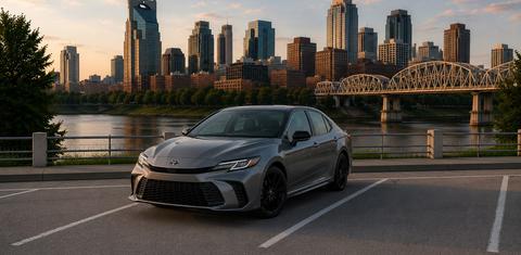 Toyota Camry Hybrid 2026