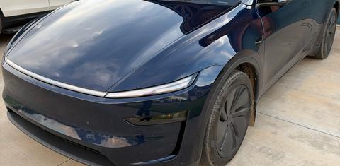 Tesla Model Y 2026