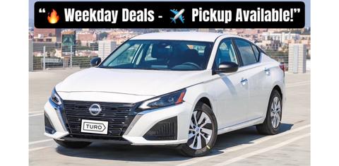 Nissan Altima 2025