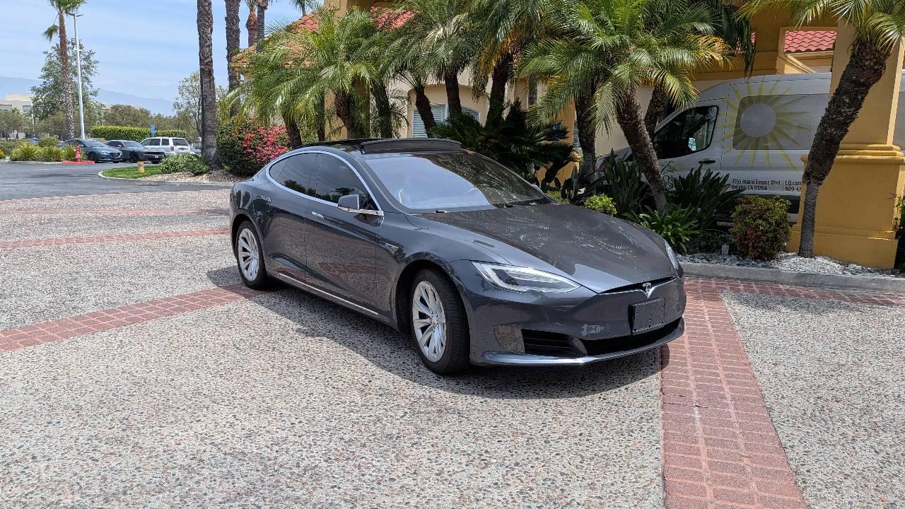 Tesla Model S 2016 in Fontana, CA
