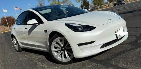 Tesla Model 3 2022