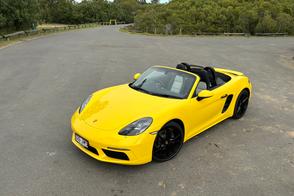 Porsche 718 Cabrio car