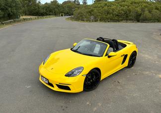 Porsche 718 Cabrio car