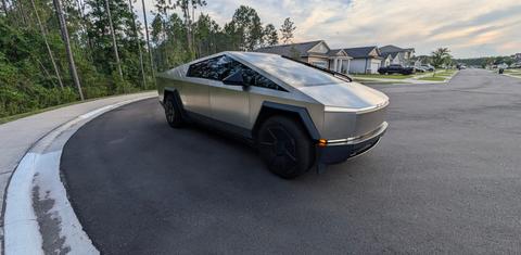 Tesla Cybertruck 2024