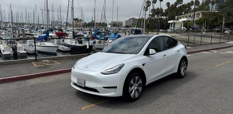 Tesla Model Y 2023