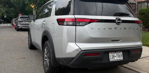Nissan Pathfinder 2024