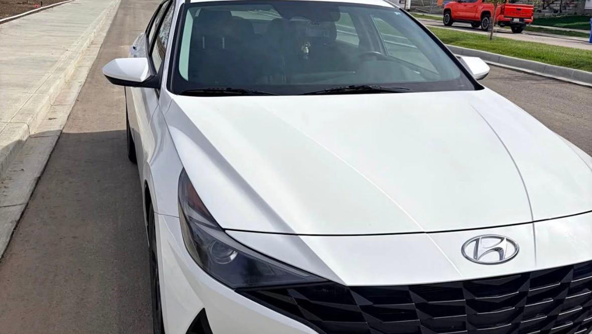 Hyundai Elantra 2023 in Calgary, AB