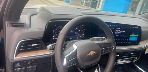 Chevrolet Suburban 2025