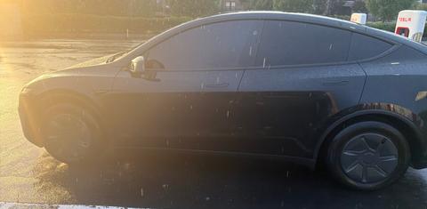 Tesla Model Y 2026