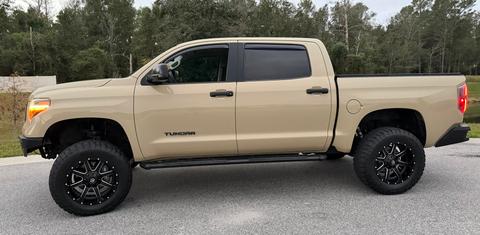 Toyota Tundra 2017