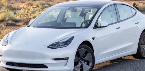 Tesla Model 3 2023