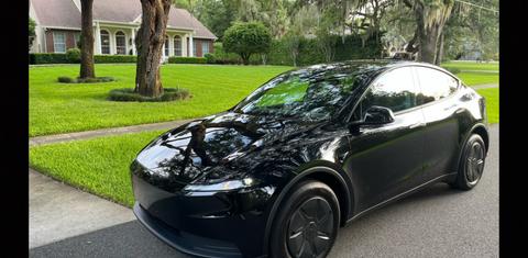 Tesla Model Y 2026