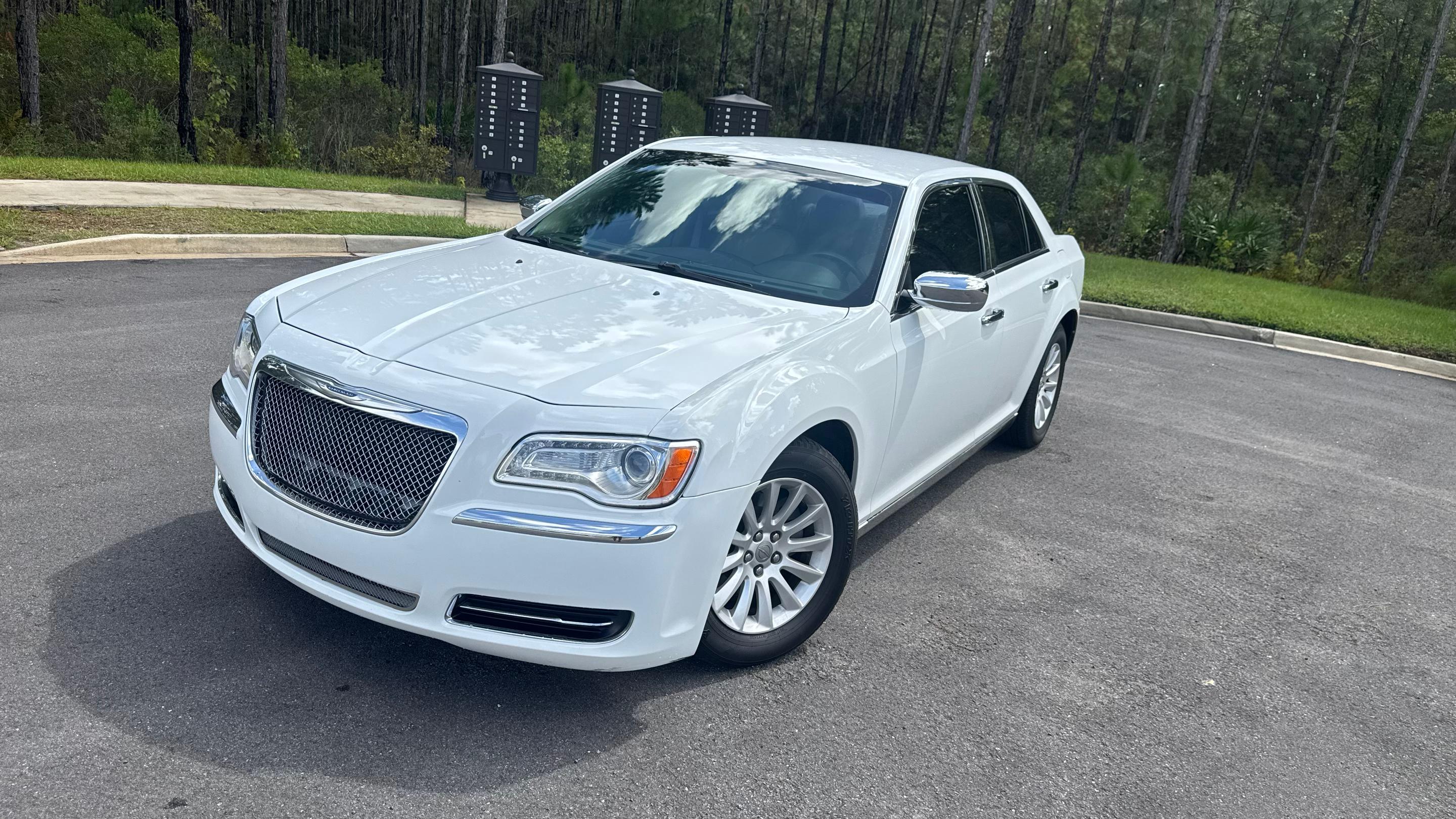 Chrysler 300 2014 in Jacksonville, FL