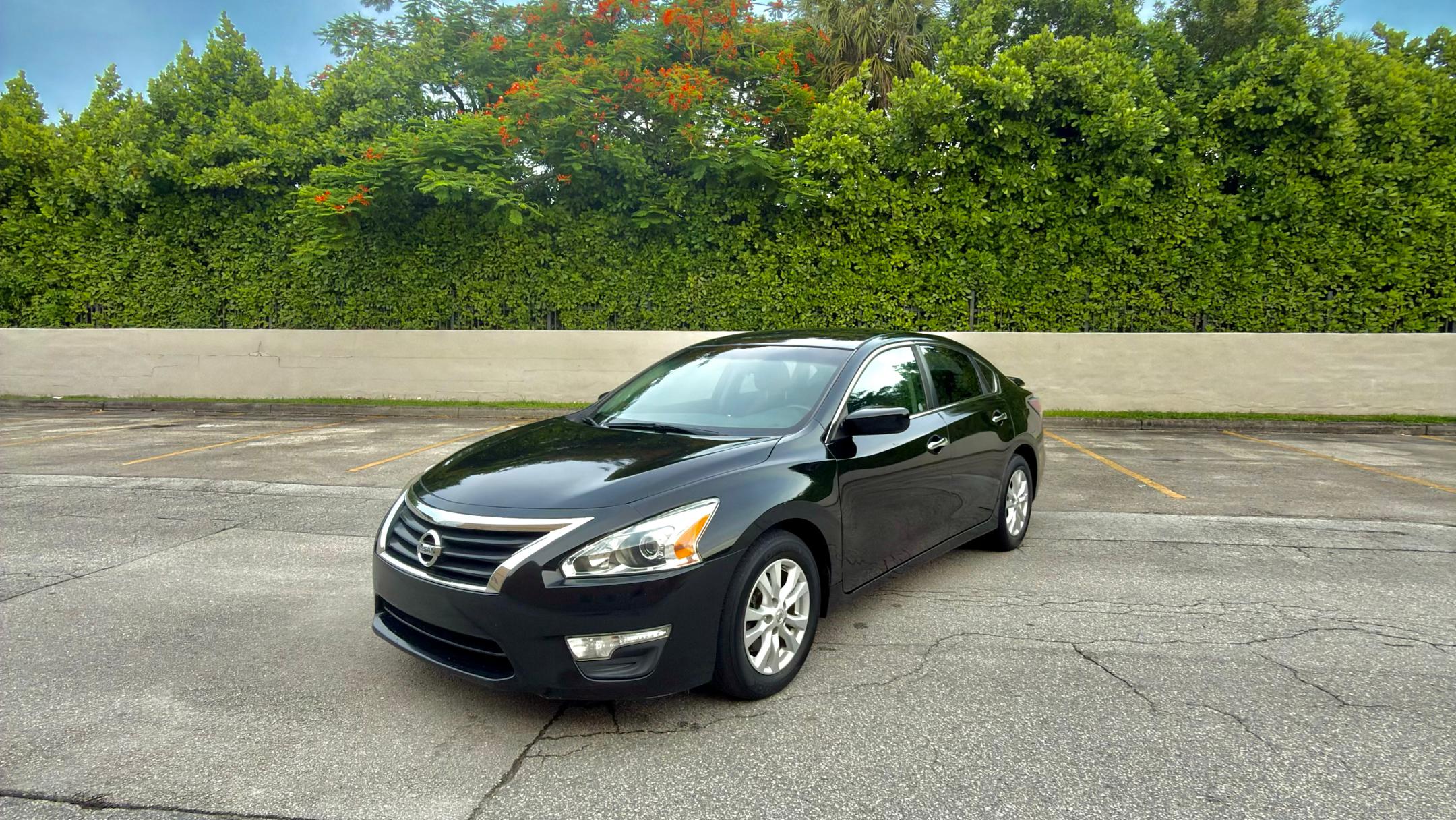 Nissan Altima 2014 in Miami, FL