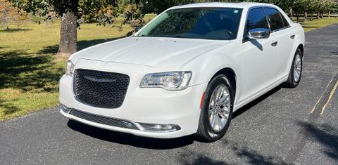 Chrysler 300 2016