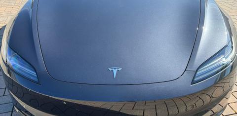 Tesla Model 3 2024