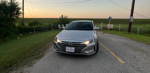 Hyundai Elantra 2020