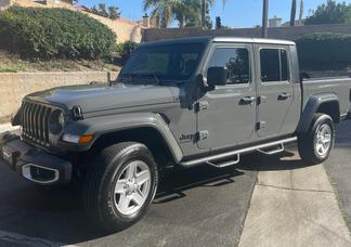 Jeep Gladiator car