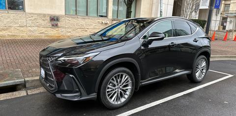 Lexus NX 2023