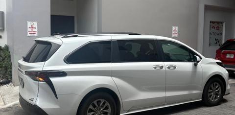 Toyota Sienna 2023