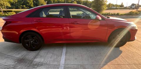 Hyundai Elantra 2021