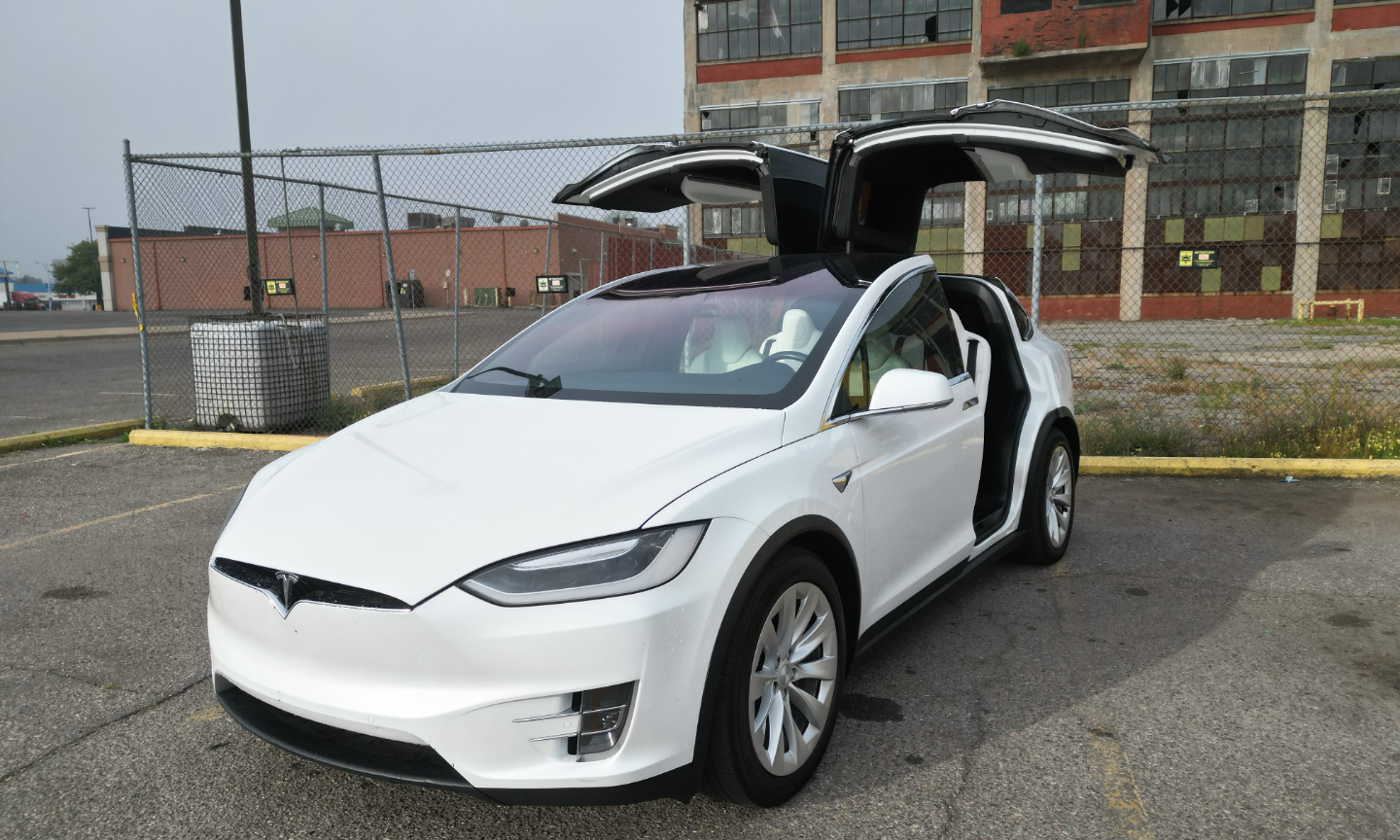 Tesla Model X 2017 in Detroit, MI