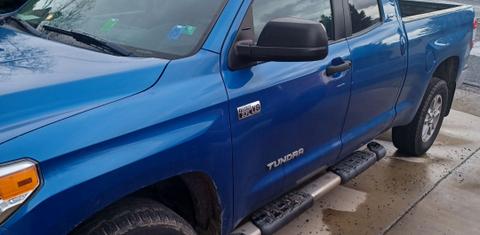 Toyota Tundra 2016